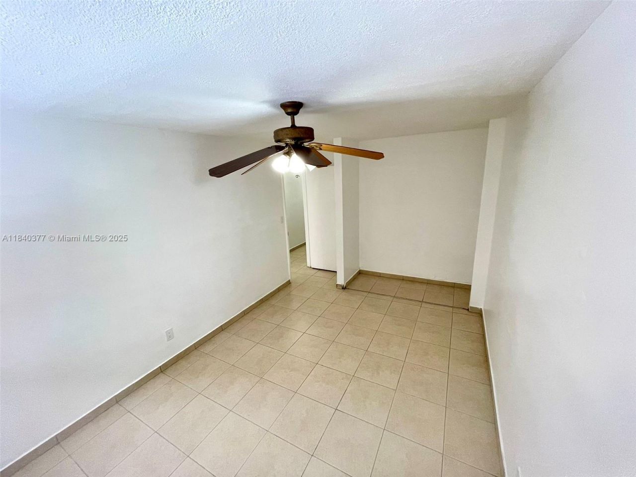 1725 SW 131st Place Cir S, Miami, FL 33175 Photo