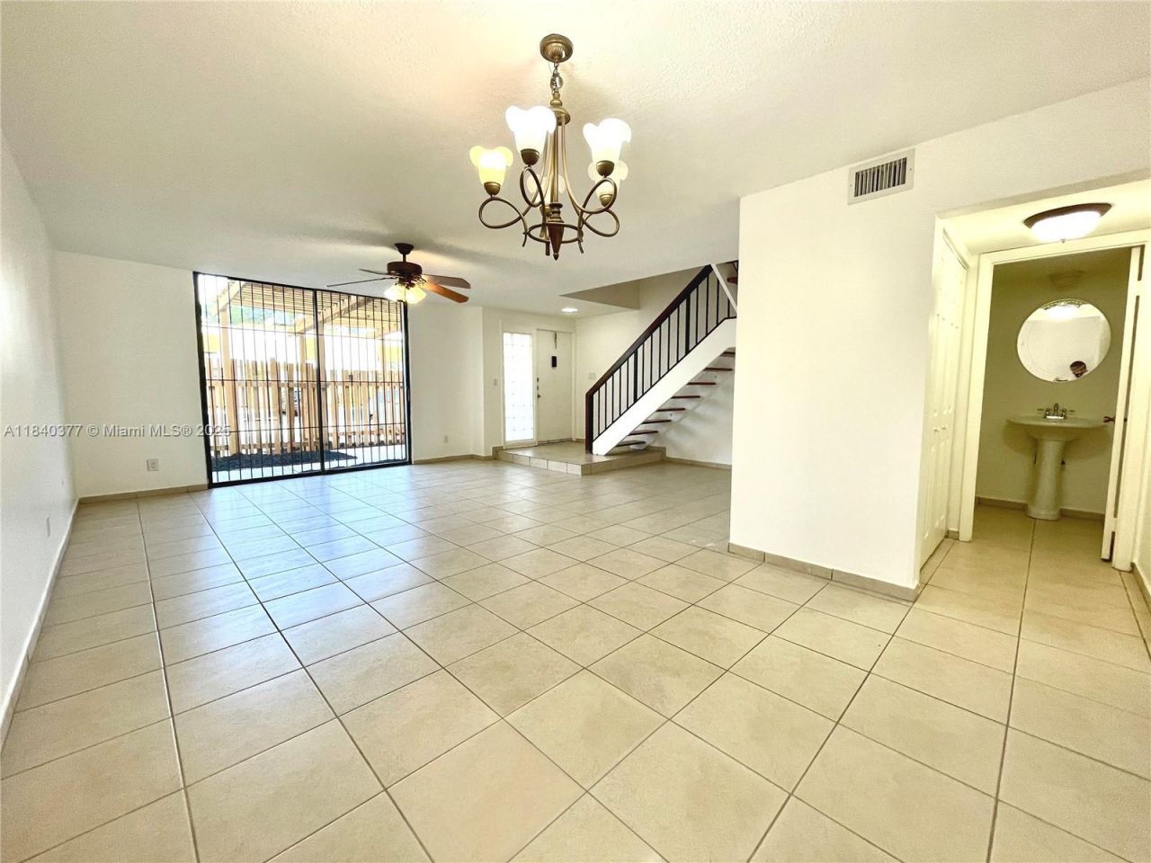 1725 SW 131st Place Cir S, Miami, FL 33175 Photo