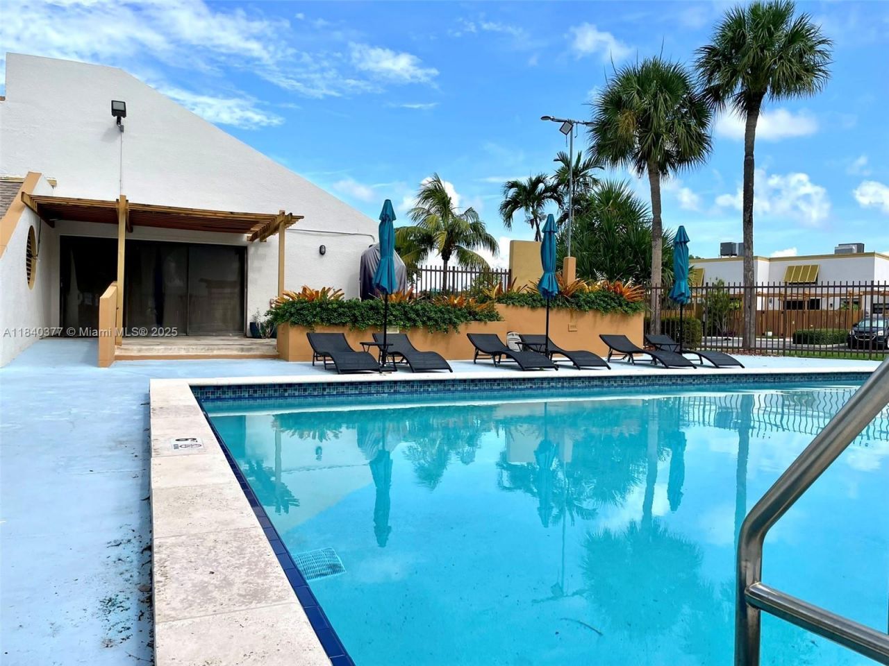 1725 SW 131st Place Cir S, Miami, FL 33175 Photo