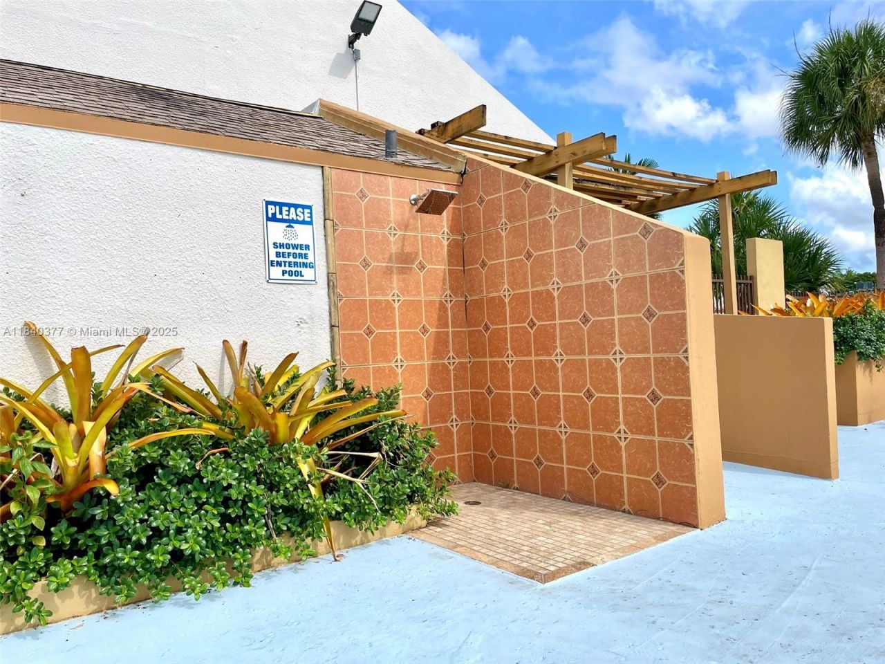 1725 SW 131st Place Cir S, Miami, FL 33175 Photo