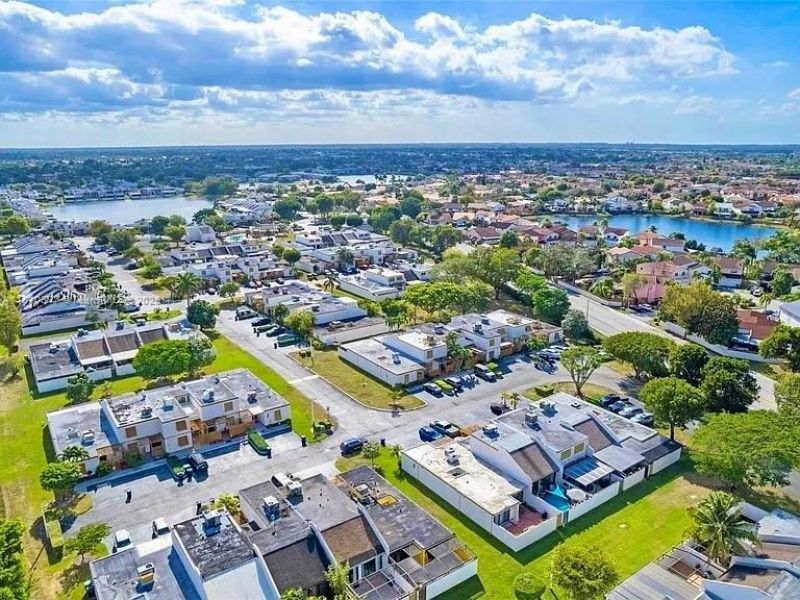 1725 SW 131st Place Cir S, Miami, FL 33175 Photo