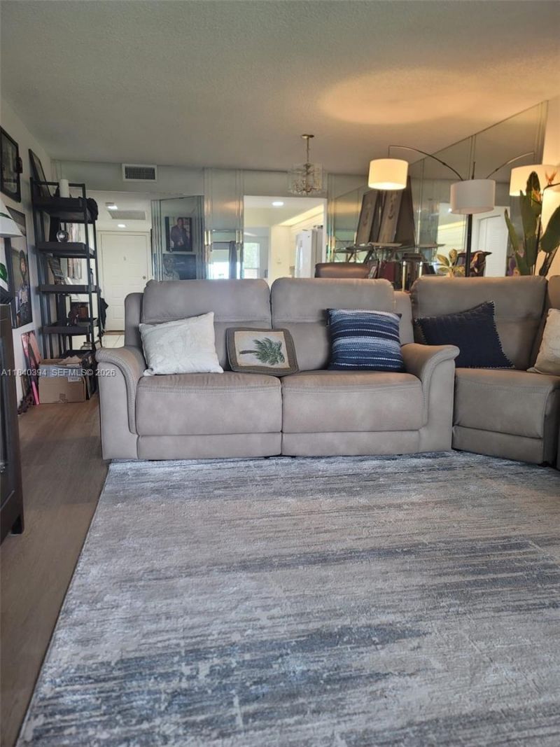 12950 SW 7th Ct, Unit 404A, Pembroke Pines, FL 33027 Photo
