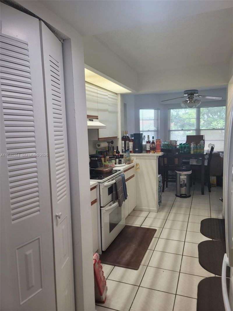 12950 SW 7th Ct, Unit 404A, Pembroke Pines, FL 33027 Photo