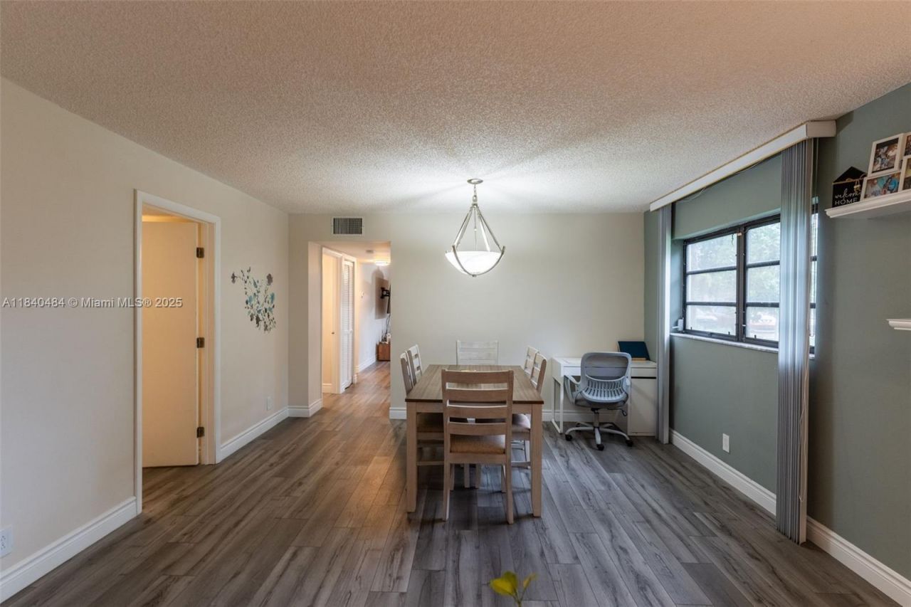 7625 NW 79th Ave, Unit 101, Tamarac, FL 33321 Photo