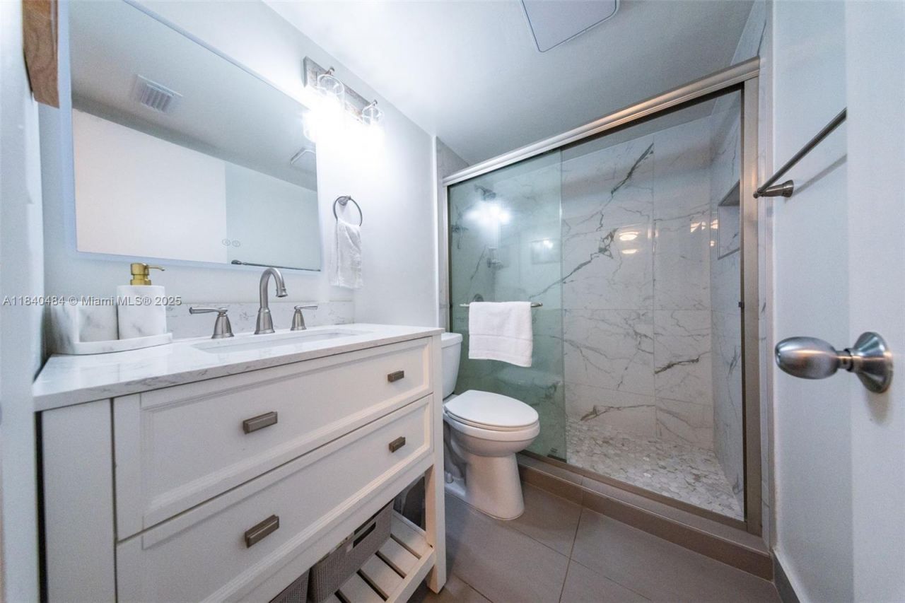 7625 NW 79th Ave, Unit 101, Tamarac, FL 33321 Photo