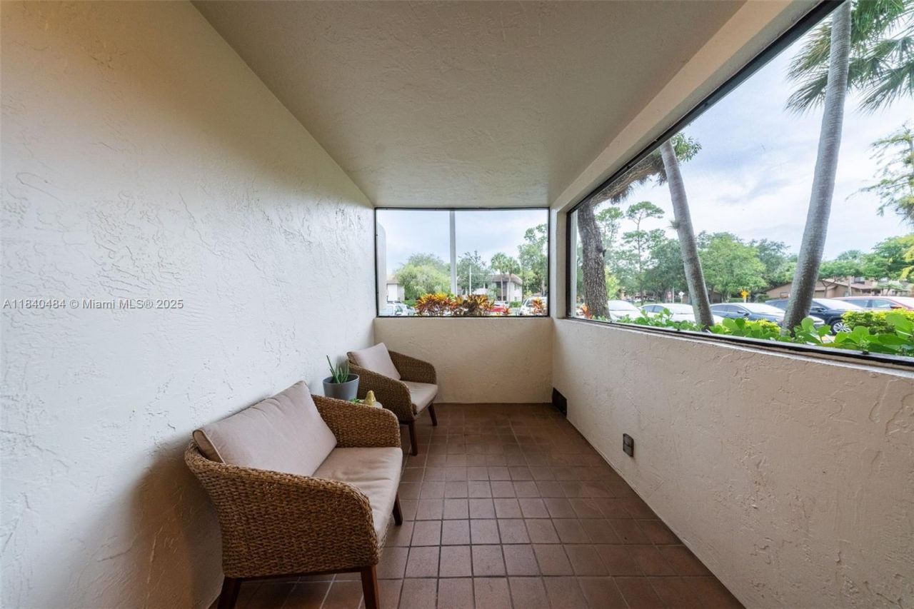 7625 NW 79th Ave, Unit 101, Tamarac, FL 33321 Photo
