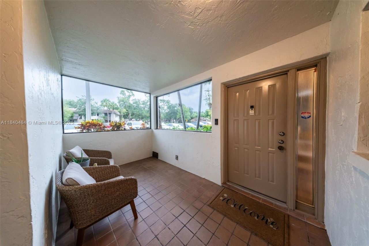 7625 NW 79th Ave, Unit 101, Tamarac, FL 33321 Photo