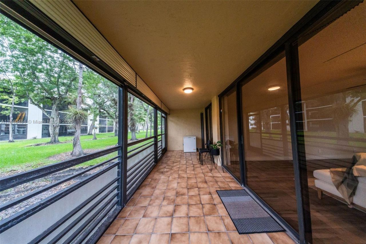 7625 NW 79th Ave, Unit 101, Tamarac, FL 33321 Photo