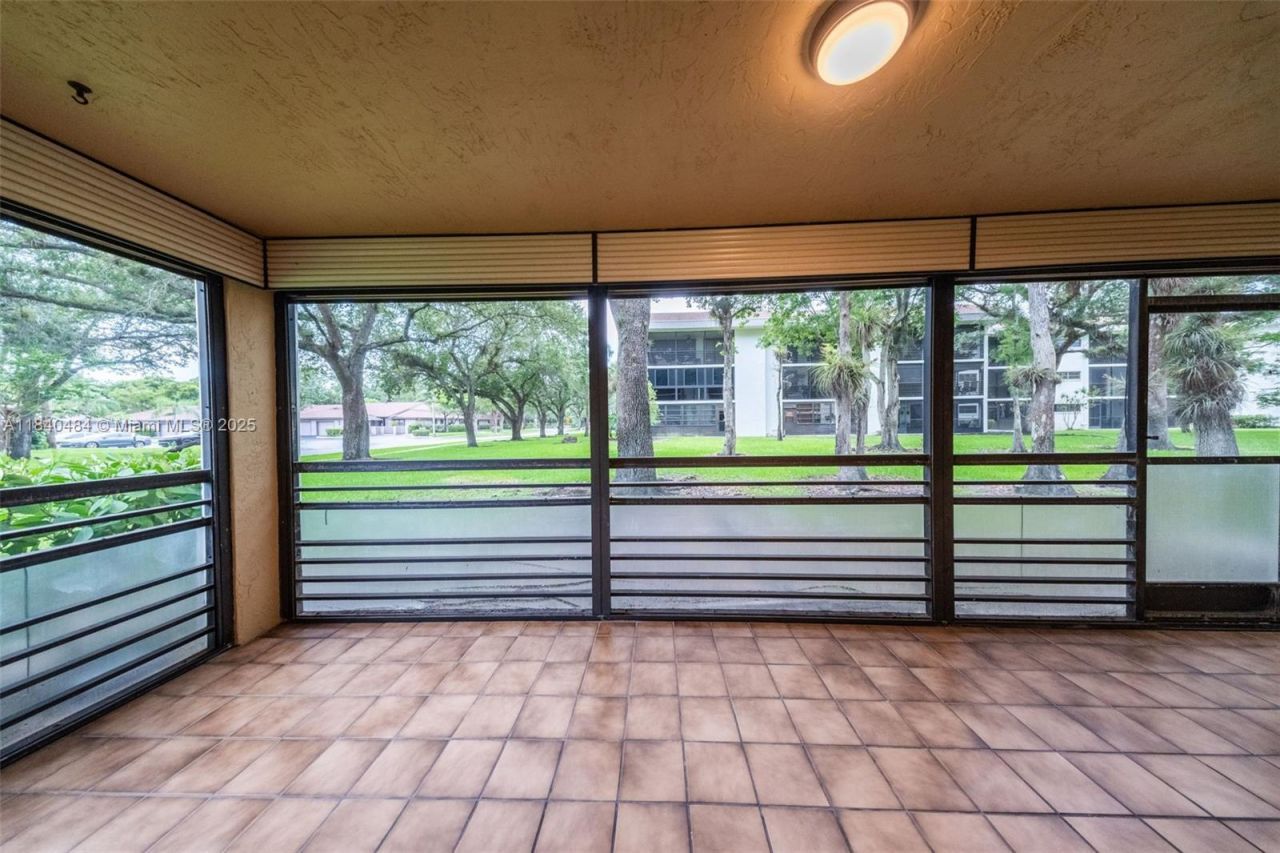 7625 NW 79th Ave, Unit 101, Tamarac, FL 33321 Photo