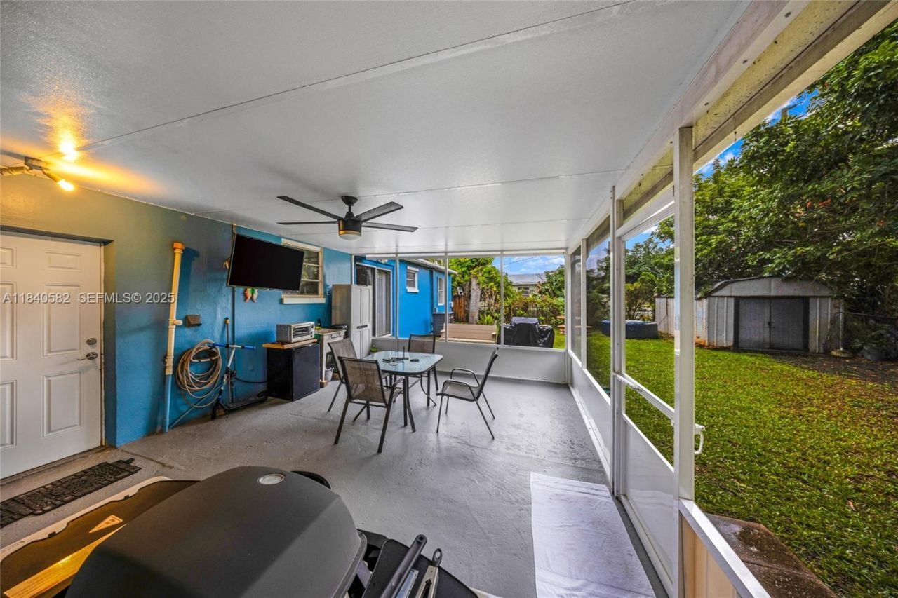 2506 Mayo St, Hollywood, FL 33020 Photo