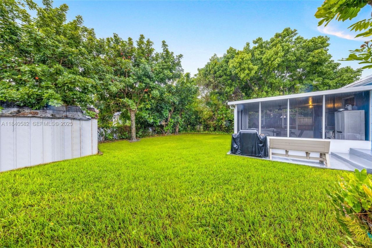 2506 Mayo St, Hollywood, FL 33020 Photo