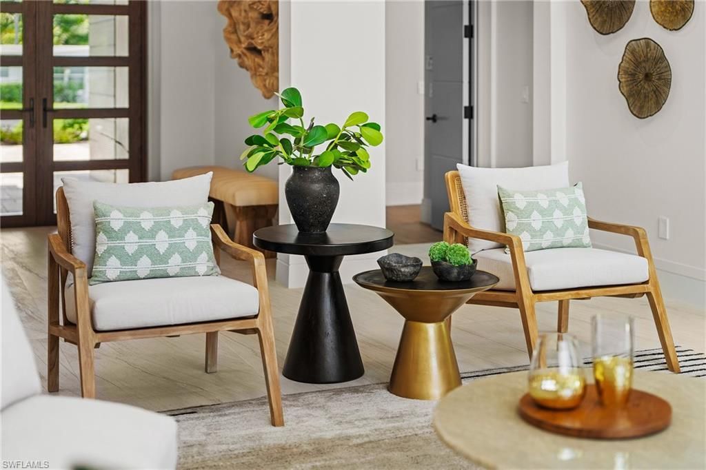 1261 13th Ave N, Naples, FL 34102 Photo