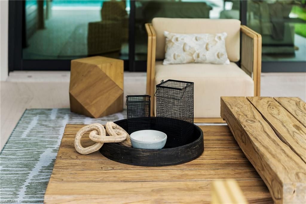 1261 13th Ave N, Naples, FL 34102 Photo