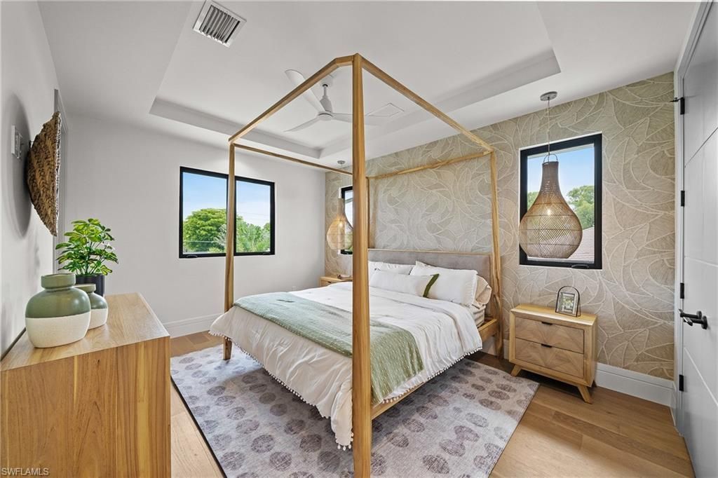 1261 13th Ave N, Naples, FL 34102 Photo