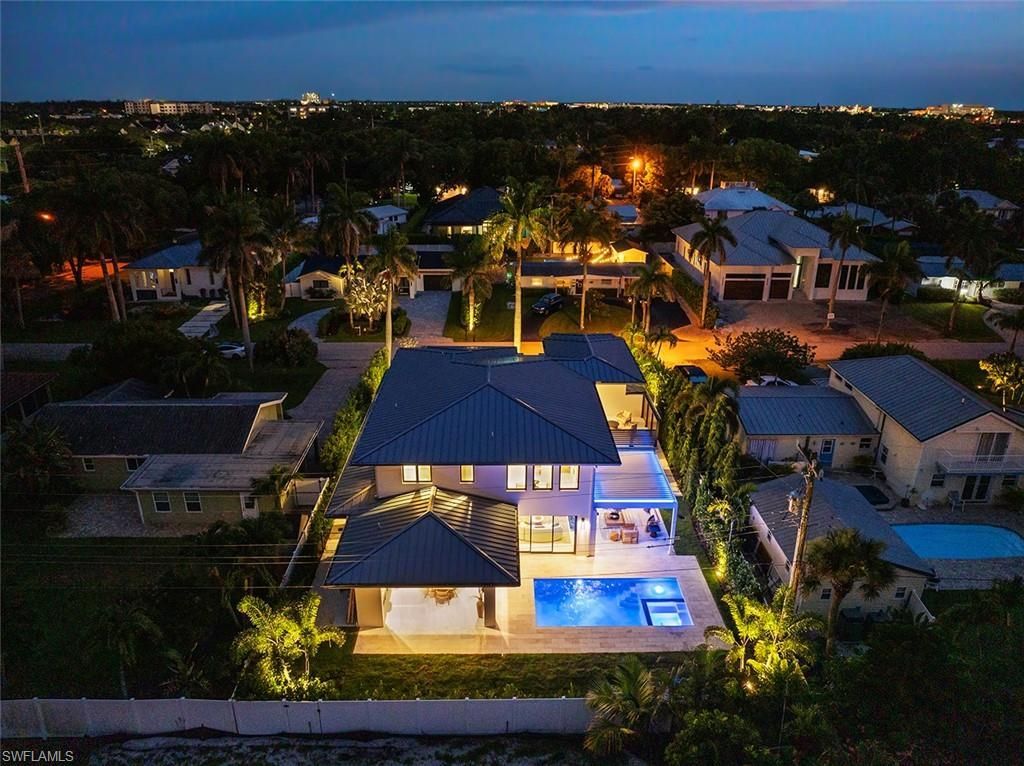 1261 13th Ave N, Naples, FL 34102 Photo