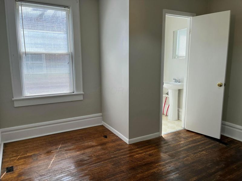 2395 Summit Street, Columbus, OH 43202 Photo 10
