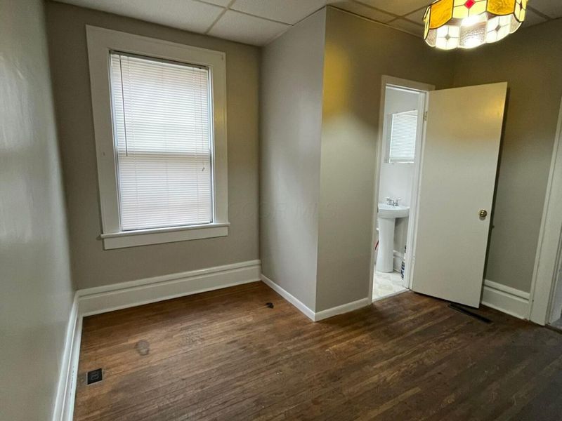 2395 Summit Street, Columbus, OH 43202 Photo 11