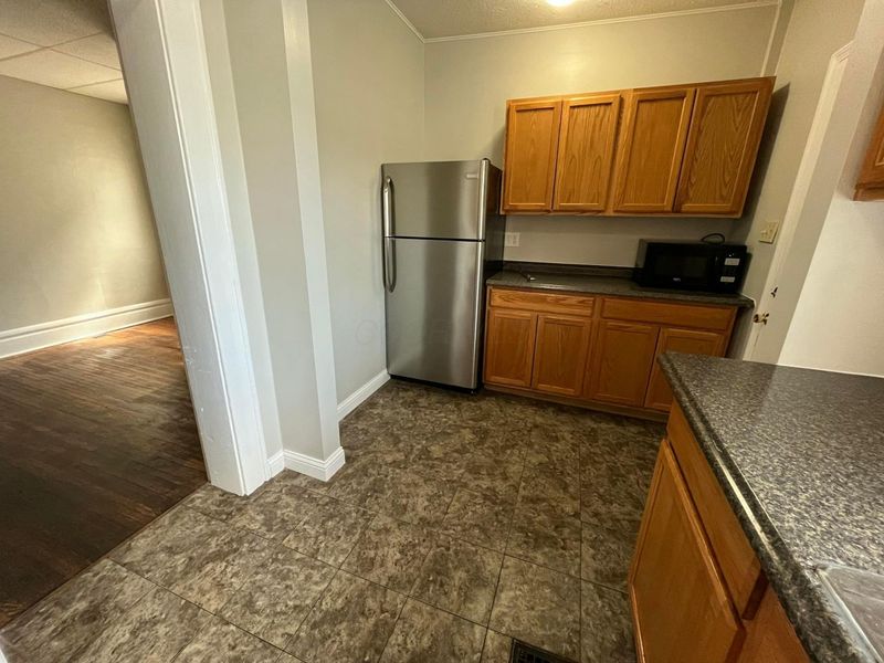 2395 Summit Street, Columbus, OH 43202 Photo 14