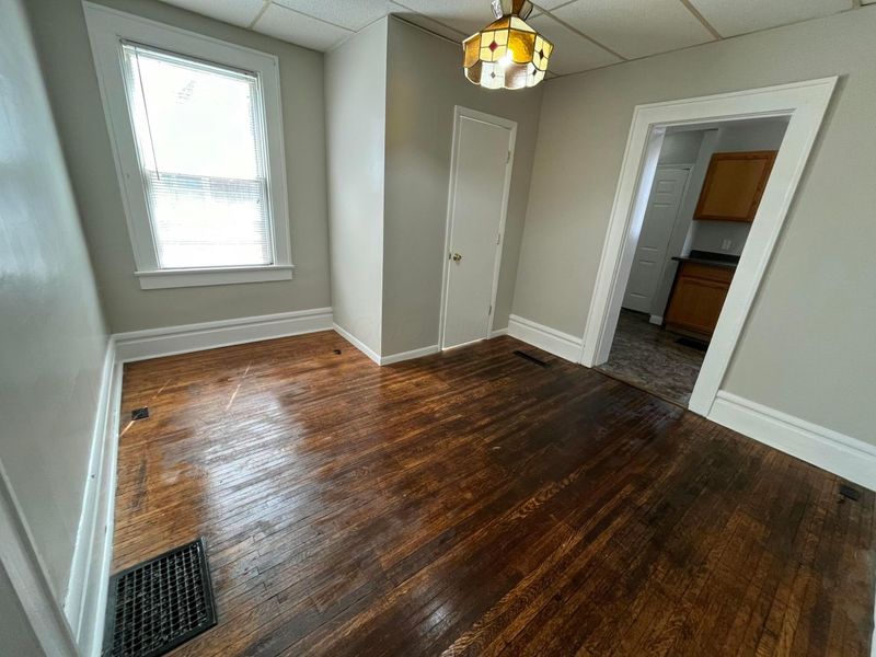 2395 Summit Street, Columbus, OH 43202 Photo 9