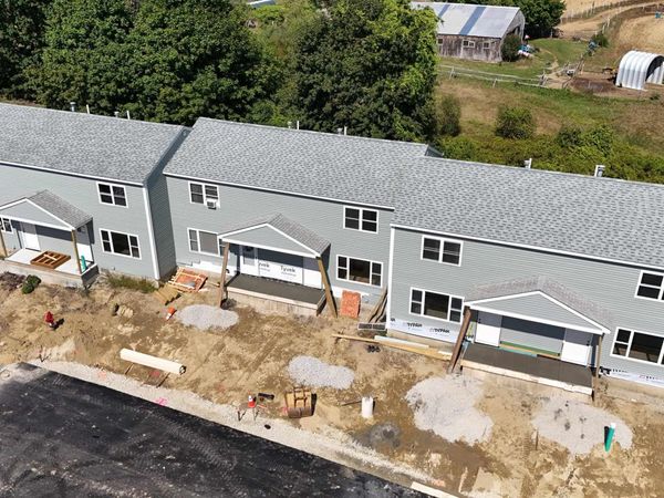 13 Birdie Grove, Unit D, Rochester, NH 03839