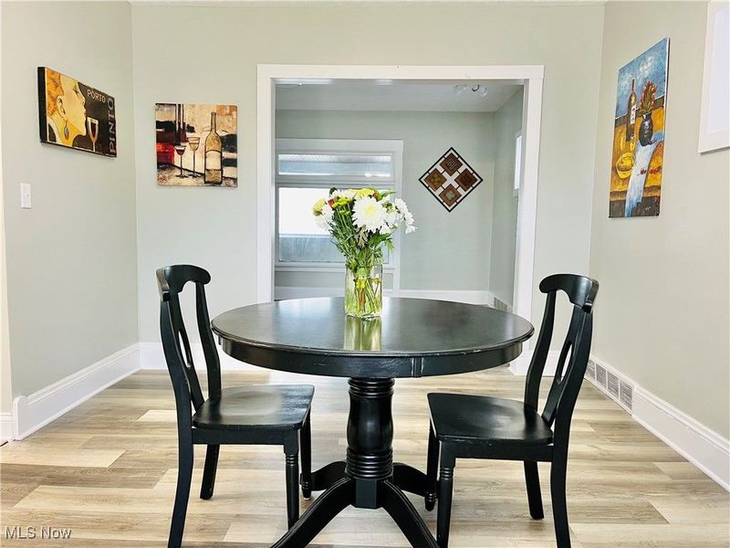 10914 Fidelity Avenue, Cleveland, OH 44111 Photo 12