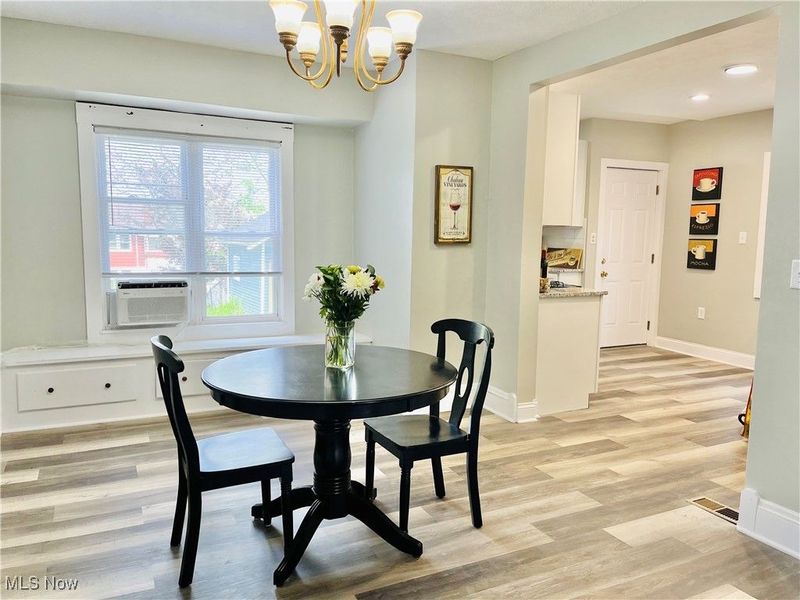 10914 Fidelity Avenue, Cleveland, OH 44111 Photo 14