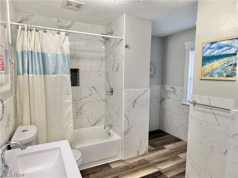 10914 Fidelity Avenue, Cleveland, OH 44111 Photo 18