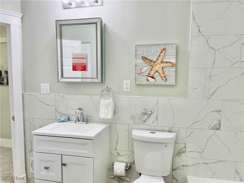 10914 Fidelity Avenue, Cleveland, OH 44111 Photo 20