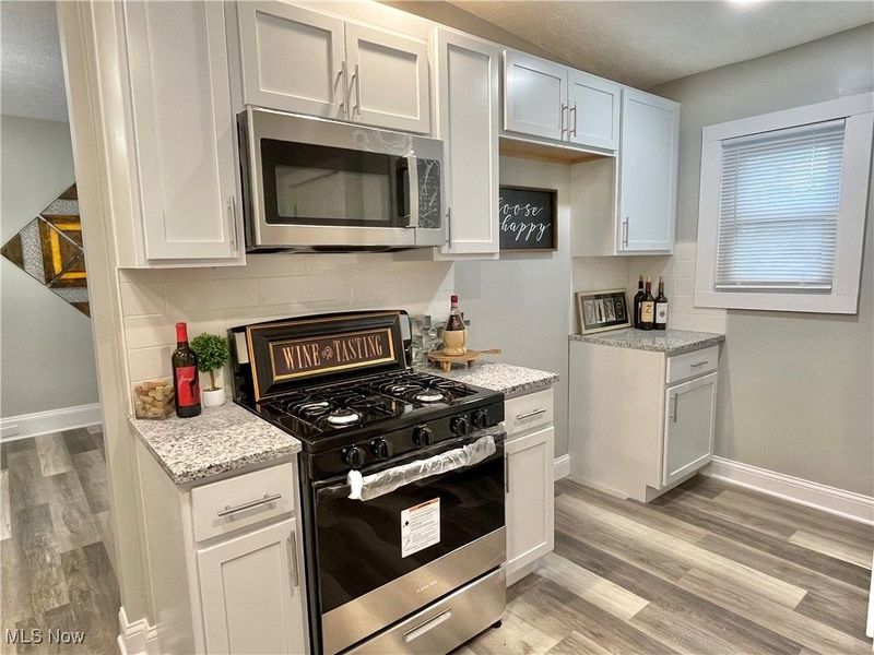 10914 Fidelity Avenue, Cleveland, OH 44111 Photo 38