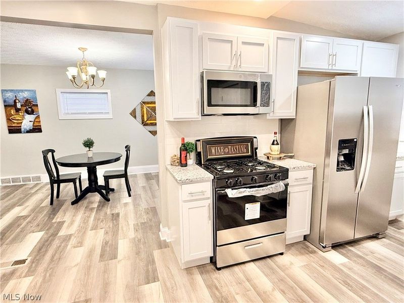 10914 Fidelity Avenue, Cleveland, OH 44111 Photo 48