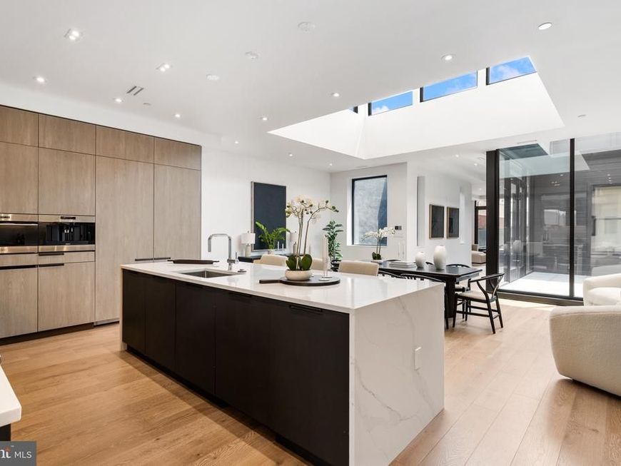 124 N 2nd Street, Unit PH, Philadelphia, PA 19106 Main Photo