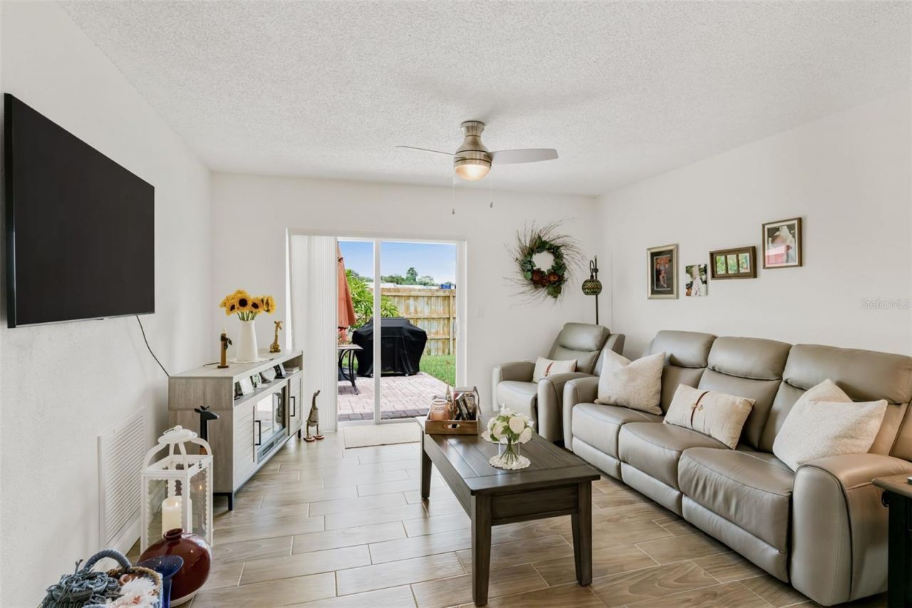 6411 Elmhurst Court, Pinellas Park, FL 33782 Photo