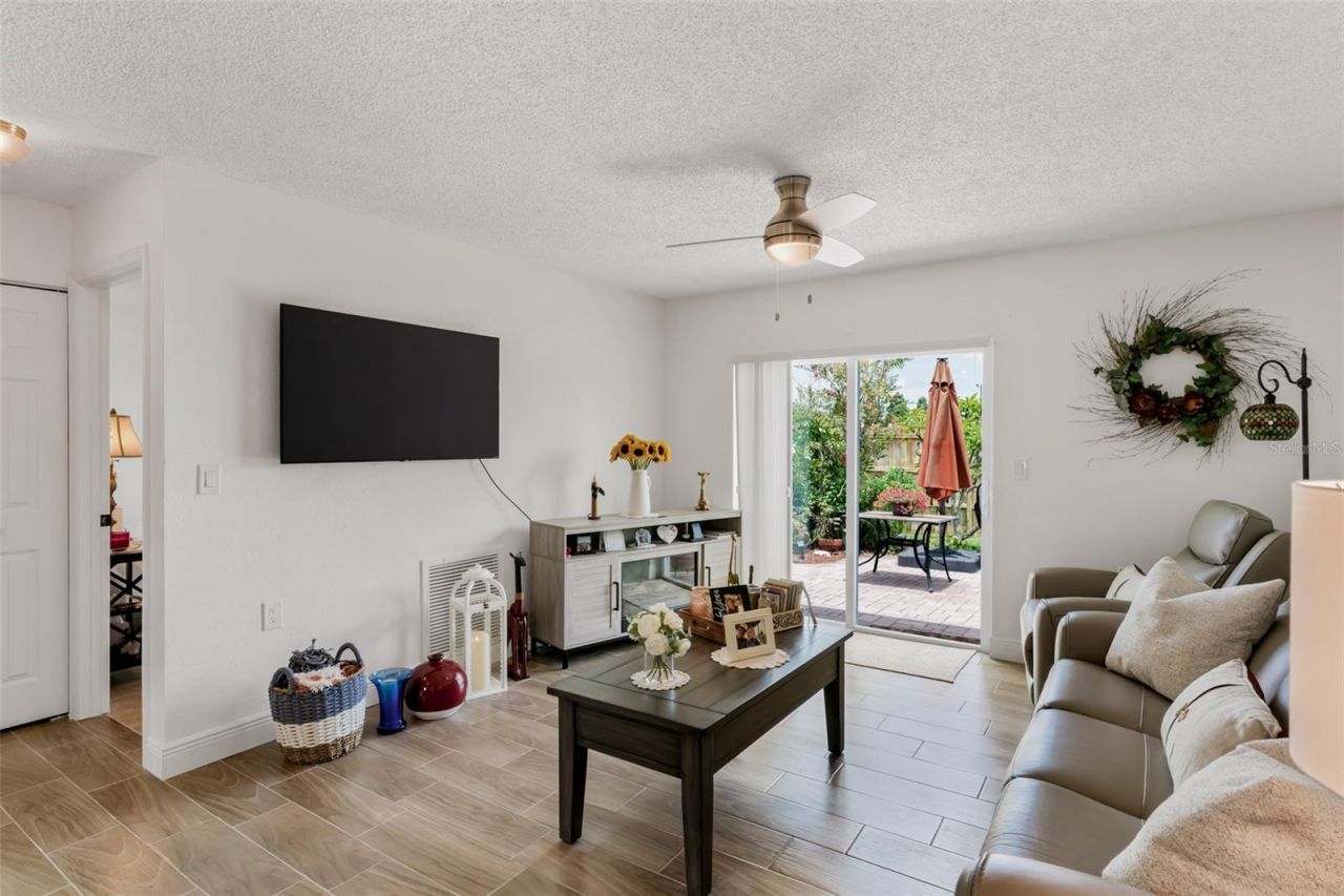 6411 Elmhurst Court, Pinellas Park, FL 33782 Photo