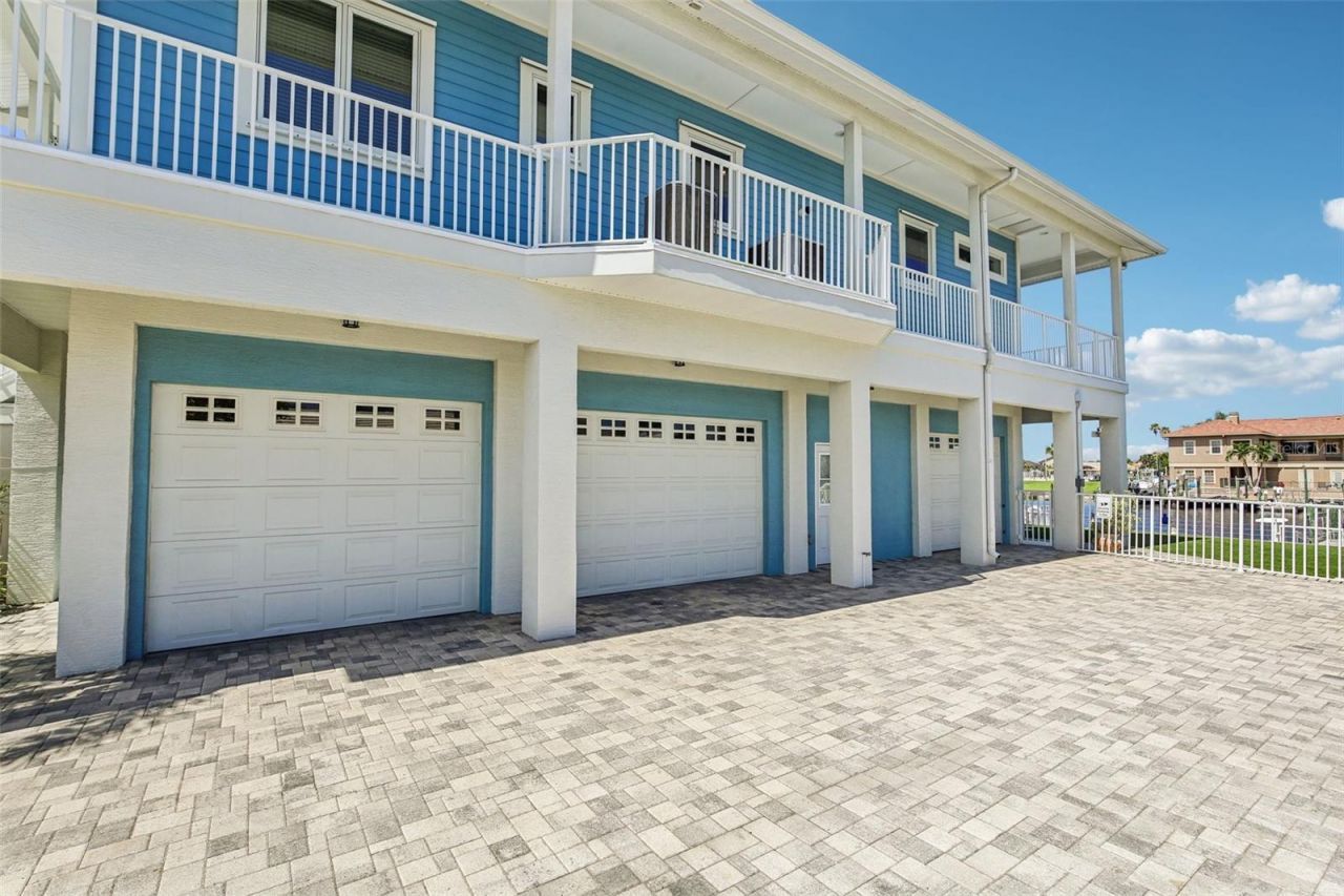 5521 Windward Way, New Port Richey, FL 34652 Photo