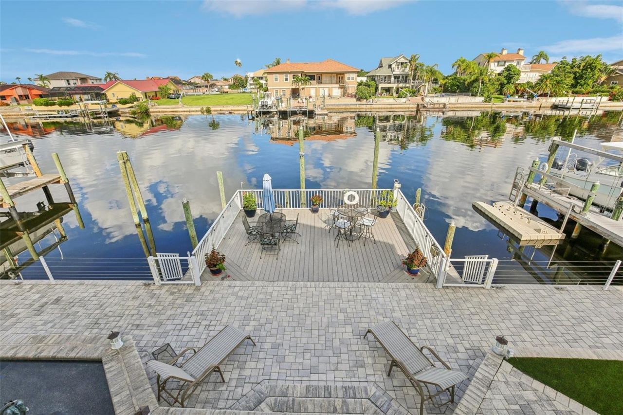 5521 Windward Way, New Port Richey, FL 34652 Photo