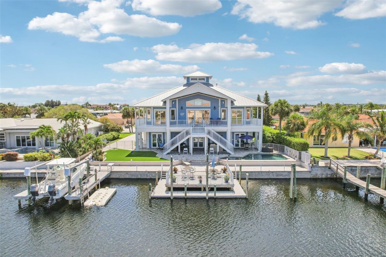 5521 Windward Way, New Port Richey, FL 34652 Photo