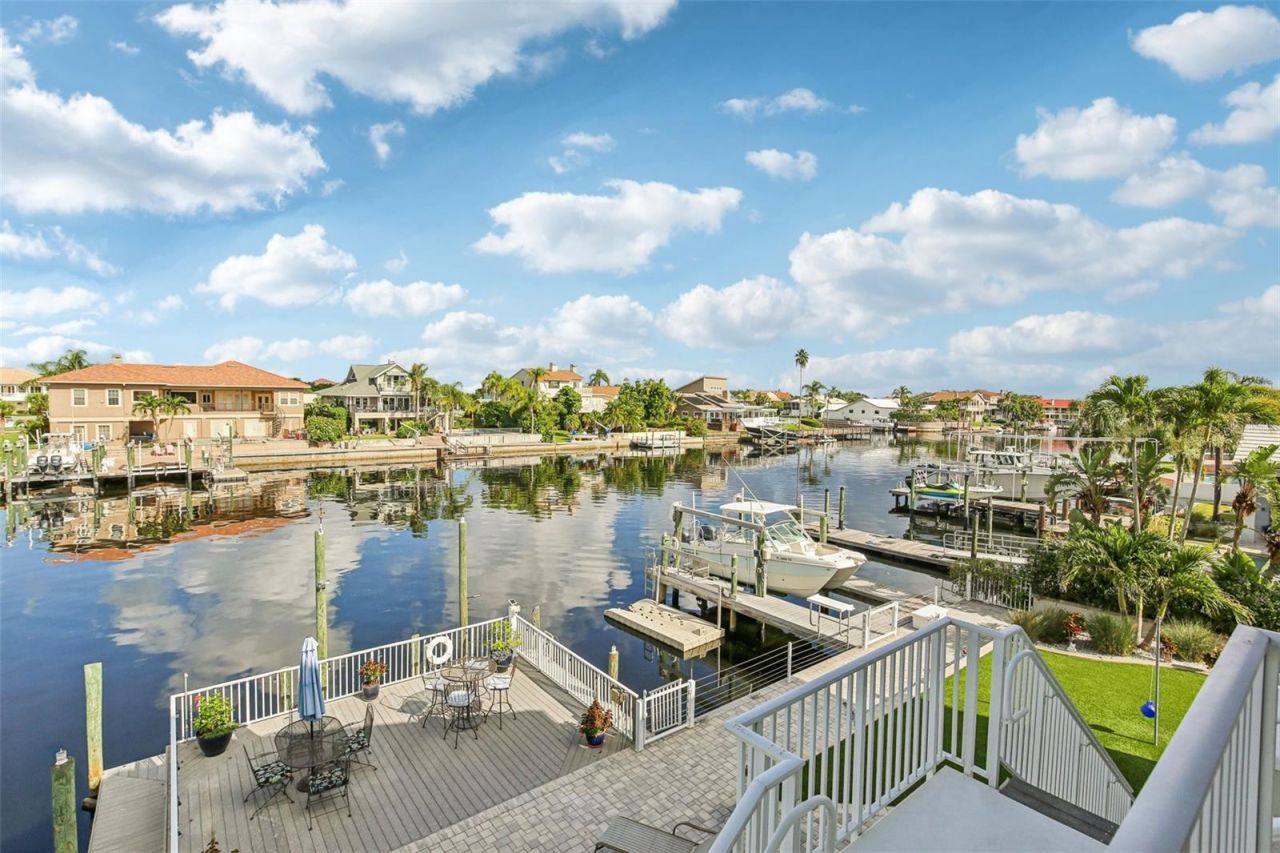 5521 Windward Way, New Port Richey, FL 34652 Photo