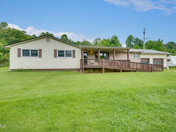 145 Escape Mountain Road, Hampton, TN 37658