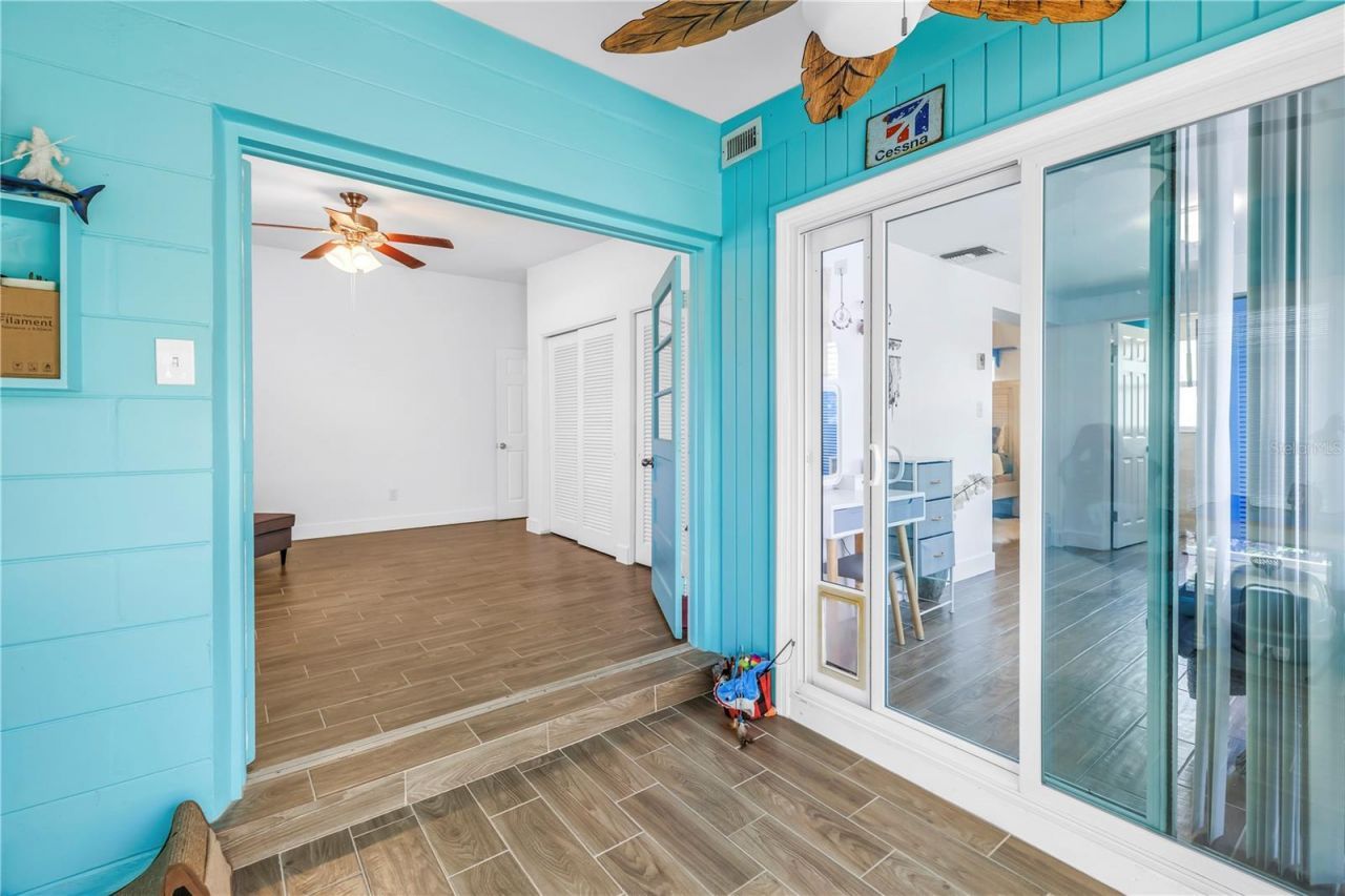 360 71st Avenue, Saint Pete Beach, FL 33706 Photo