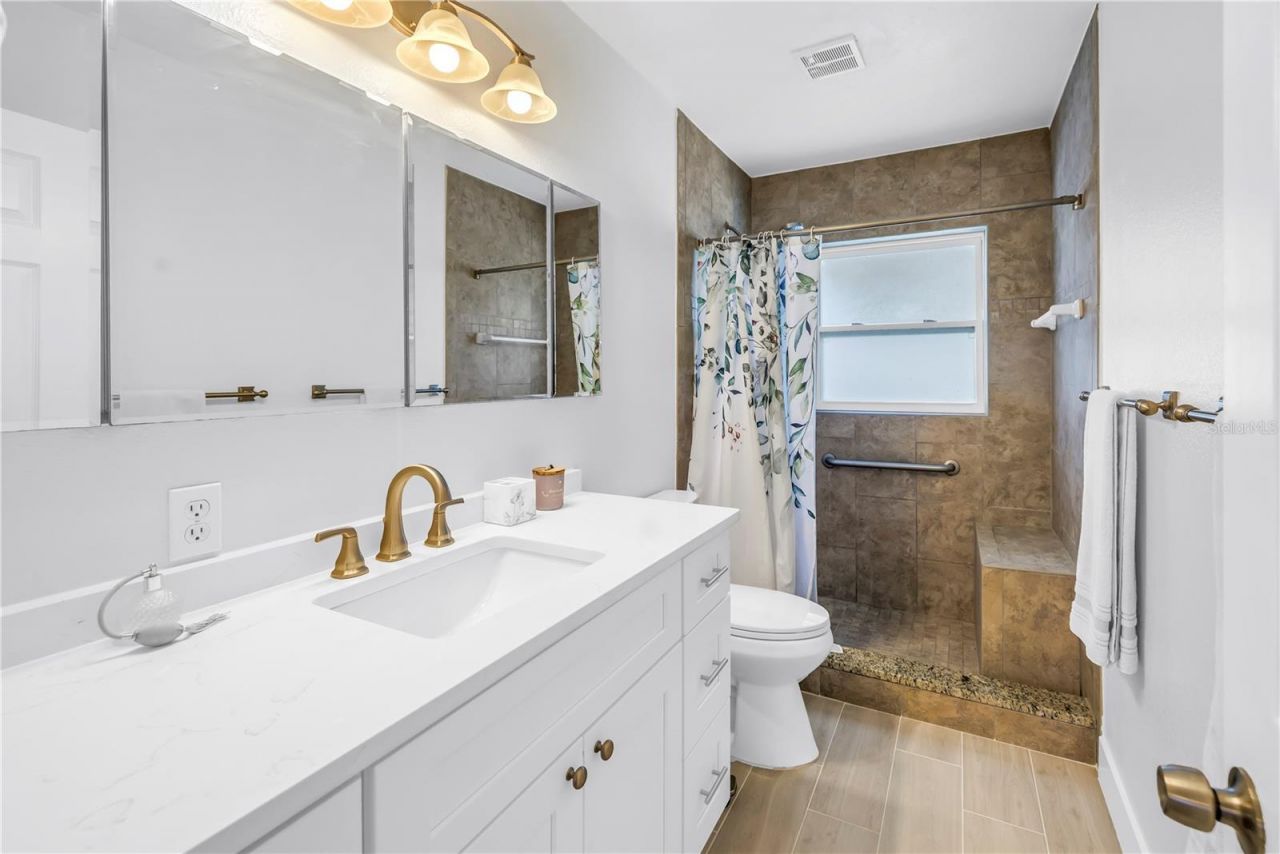 360 71st Avenue, Saint Pete Beach, FL 33706 Photo