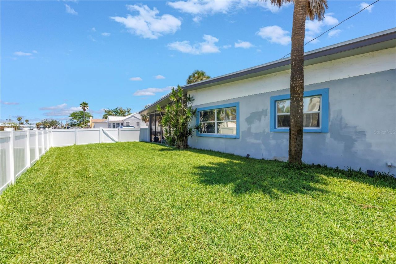 360 71st Avenue, Saint Pete Beach, FL 33706 Photo