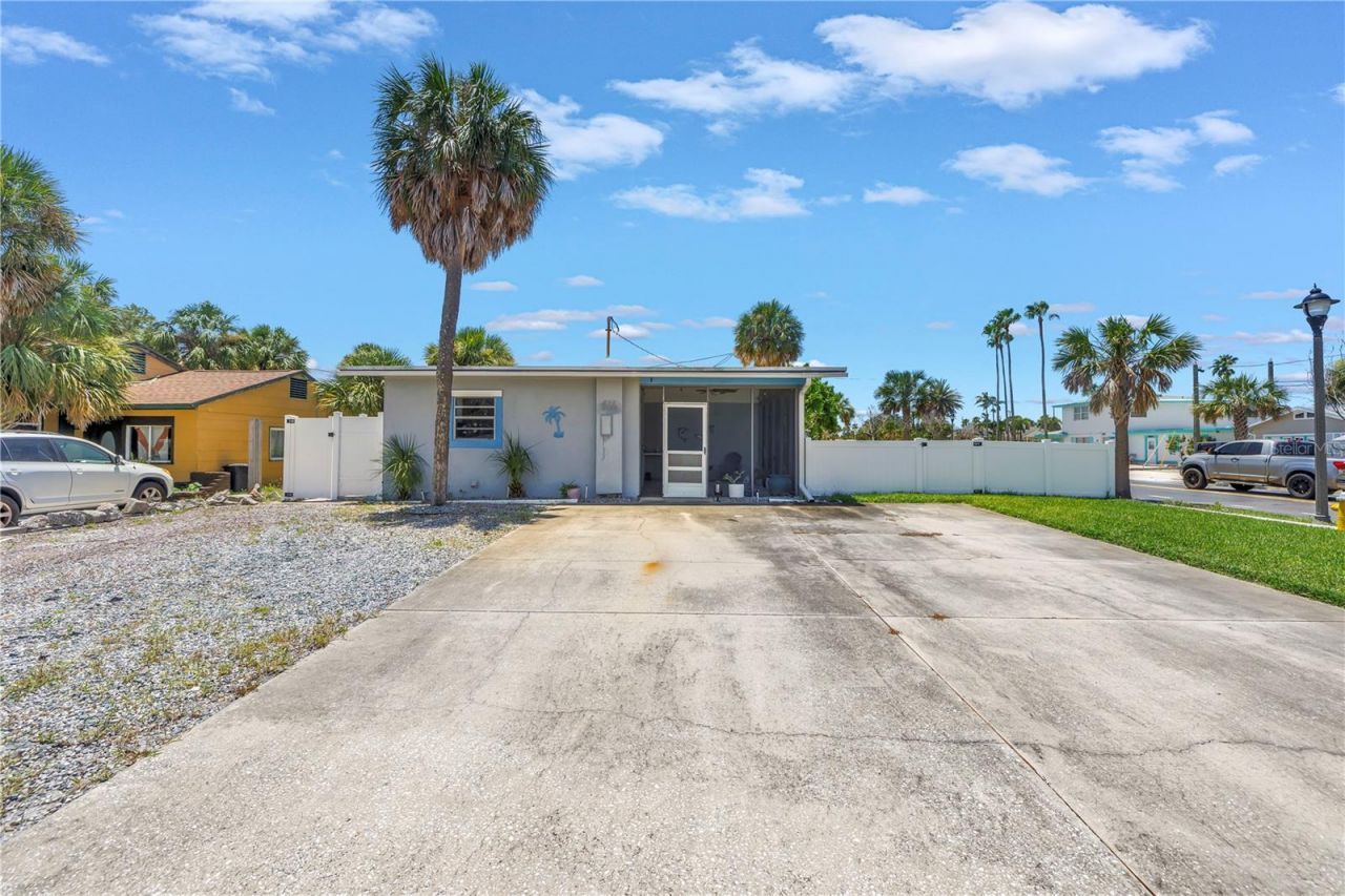 360 71st Avenue, Saint Pete Beach, FL 33706 Photo