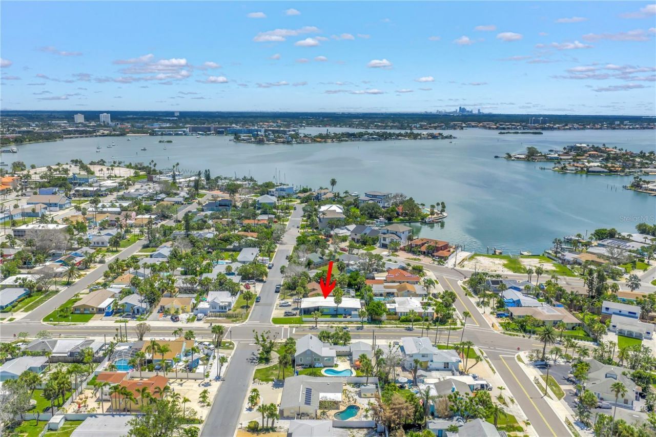 360 71st Avenue, Saint Pete Beach, FL 33706 Photo