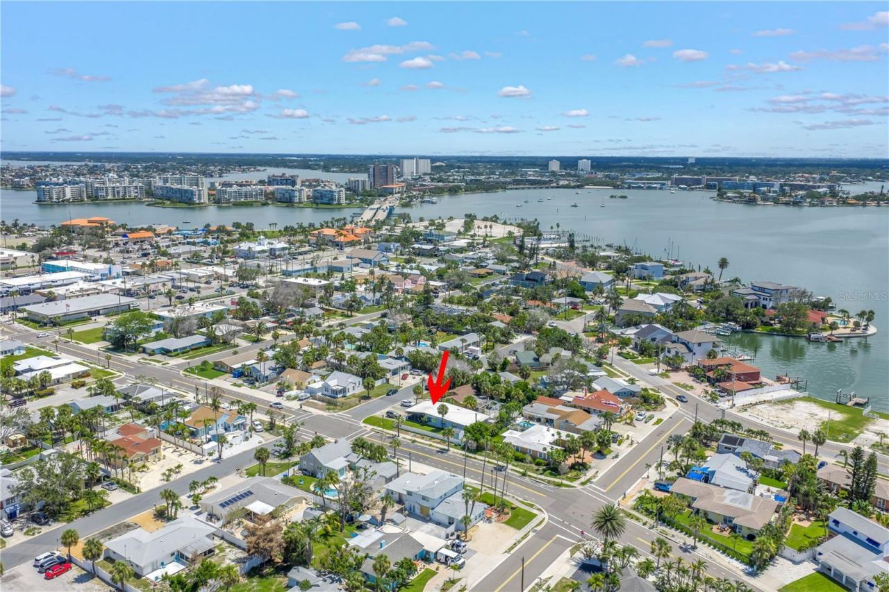 360 71st Avenue, Saint Pete Beach, FL 33706 Photo