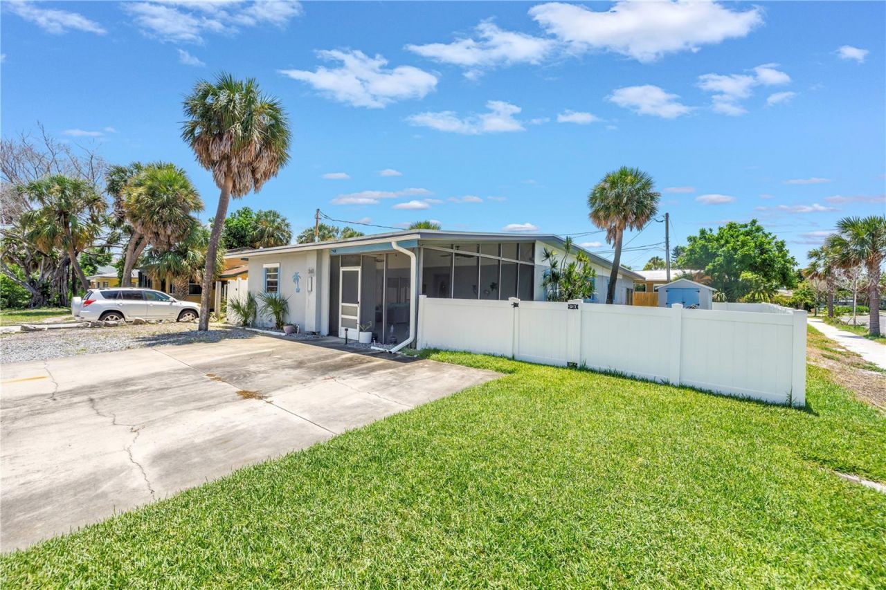 360 71st Avenue, Saint Pete Beach, FL 33706 Photo