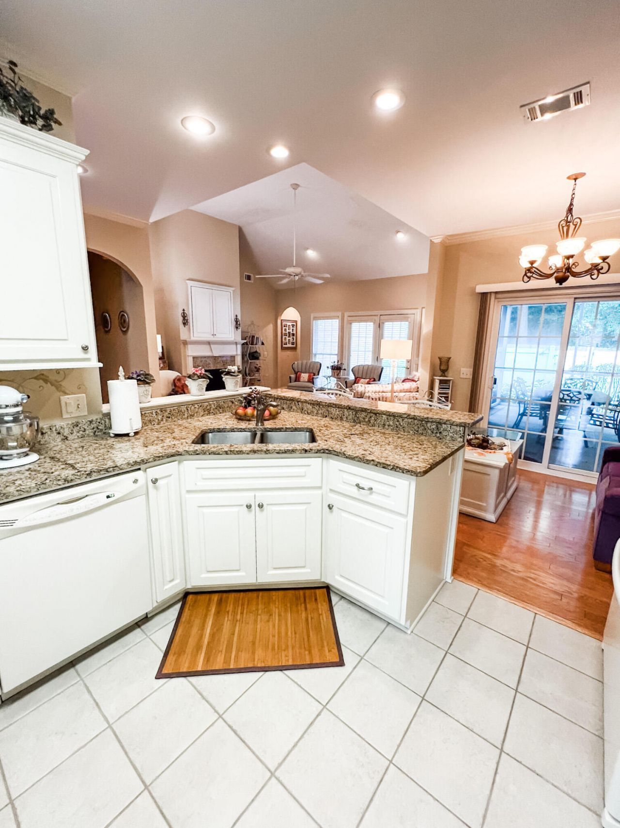 217 Khaki Court Photo 6