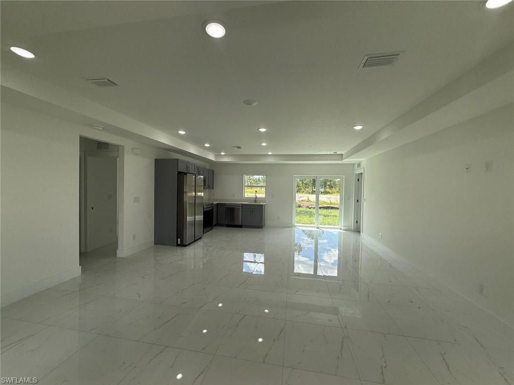 322 Mcarthur Blvd, Lehigh Acres, FL 33974 Photo