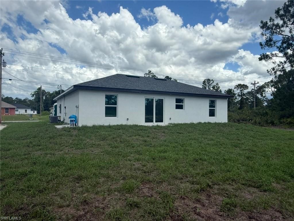 322 Mcarthur Blvd, Lehigh Acres, FL 33974 Photo