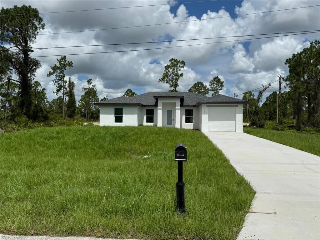 322 Mcarthur Blvd, Lehigh Acres, FL 33974 Photo