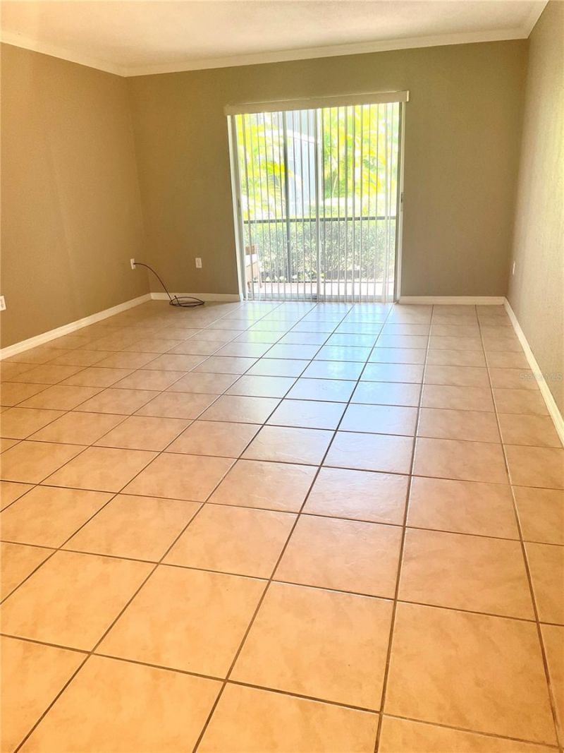 912 La Costa Circle, Unit 3, Sarasota, FL 34237 Photo